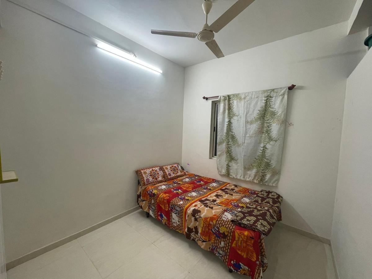 Villa Shree Sadguru Krupa Yatri Niwas Kolhapur Exterior foto